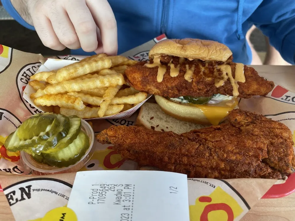 Dave's 1 2 Tenders w Fries